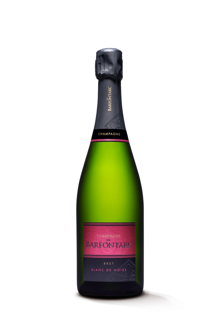 Селект блан брют. Шампанское Mercier Brut 0,75 л. Игристое вино Barfontarc Blanc de Noirs Brut Champagne AOC Coopérative, 0.75 л. Шампанское Champagne Charles mignon Leon Launois Cuvee reservee, 0.75 л. Eugene lll Brut.